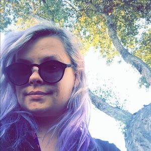 Meet your Posher, Ally